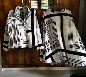 Chic Black &amp; White Geometric Print Dress