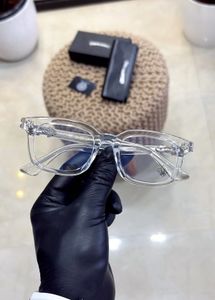 Clear Frame Fashion Glasses