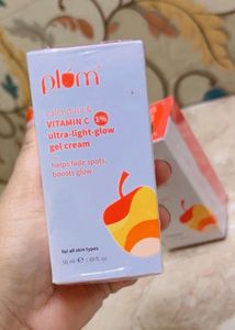 Plum Calendula &amp; Vitamin C Gel Cream