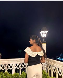Chic Off-Shoulder Black &amp; White Top