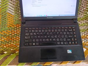 Lenovo Laptop - B490