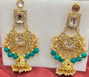 Beautiful Gold Jhumka Earrings