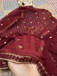 Maroon Dupatta with gold embellishment