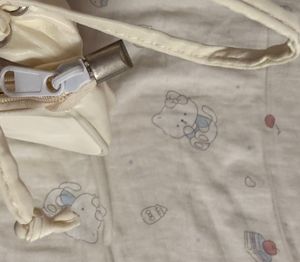hand bag