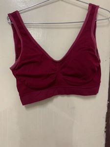 sports bra