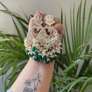 Stunning Green Earrings