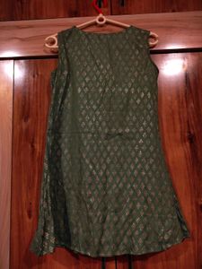 Green indo-western Kurta set