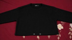 Black Ribbed Cropped Top
