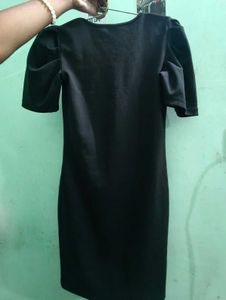 Chic Black Puff Sleeve Square Neck Dress