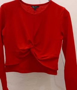 Red ♥️🍒 Crop Top With Knot 🪢 Detailing