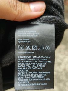 H&amp;M Divided Black Basic Sweatshirt