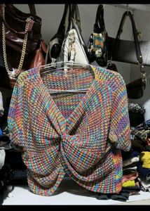 Deep knit top