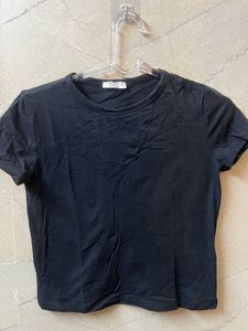 Black Basic T-Shirt