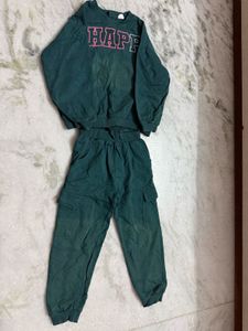 Green Sweatshirt &amp; Joggers Set