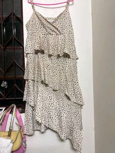 Chic Vintage style Polka Dot Ruffle Dress🤍
