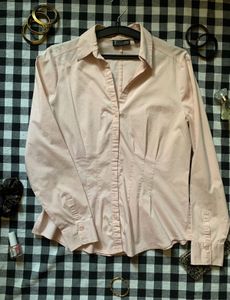 Elegant Pink Button-Up Blouse