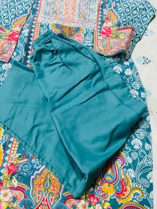 Beautiful Teal Kurta Set with Floral Print