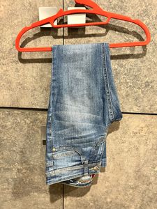 Esprit Five Slim Denims 24