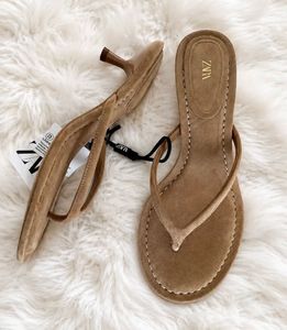 zara kitten heelss