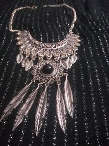 Oxidised neckpiece at discounted price.