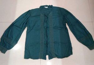 Elegant Shirt with detail laces