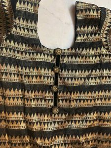 Elegant Black &amp; Gold kurti