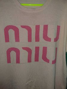 pink colour top