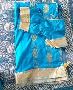 Elegant Peacock color Saree with blouse