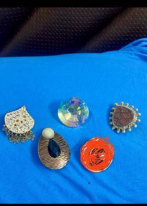 Vintage Brooch Lot Of 4(Saree Pins)