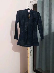 Men's Embroidered Kurta