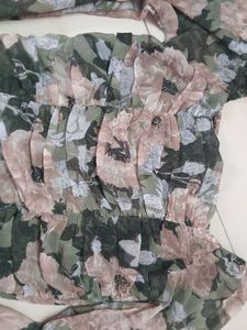 Floral Ruched Puff Sleeve Top