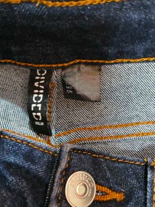 2000's coded vintage bootcut denim by H&amp;M