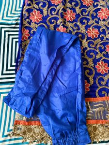 Pakistani Royal Blue Embroidered Ethnic Suit Set –