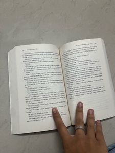 The Seven Husbands of Evelyn Hugo Book