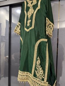 Elegant Emerald Green Embroidered Kurta