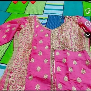 Pink &amp; Gold Pakistani Kurte With Dupatta