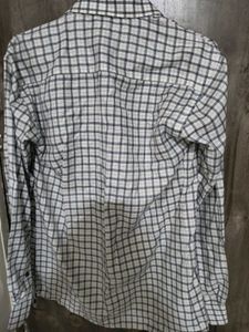 John Medeiros Plaid Shirt  👚