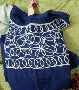 Blue Embroidered Cotton Kurta