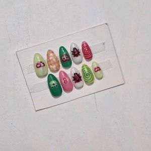 Cute Press-On Nails Set