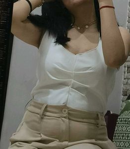 🤍Sleeveless Ruched Front Crop Top🤍
