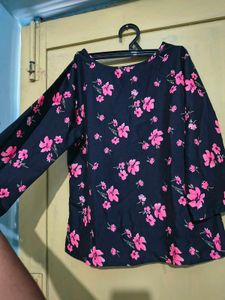 Chic Floral Print Black Top