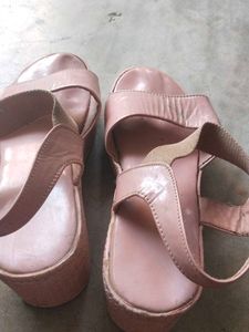 Chic Pink Wedge Sandals
