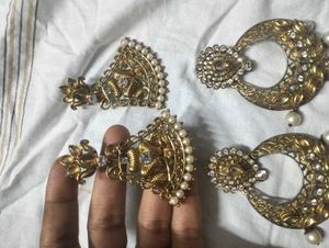 Elegant Gold Earrings Set Of 3