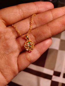 Elegant Gold- Tone Pendant Necklace