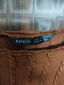 (LAST SALE) 🛍️ Shein Brown Crop Top