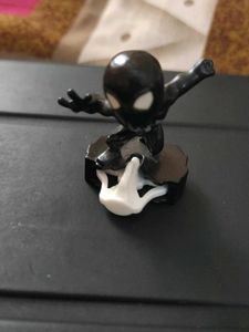 Black Symbiote Action figurine