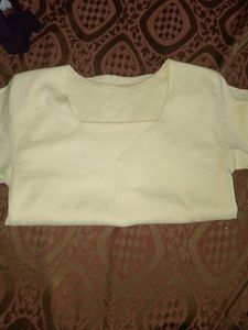 Casual White V-Neck T-shirt