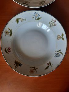 🩷580 ONLY🩷NEW BONECHINA SET OF 4