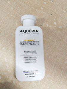 Aqueria Vitamin C Face Wash