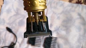 Gold Electric Hair cutting trimmer